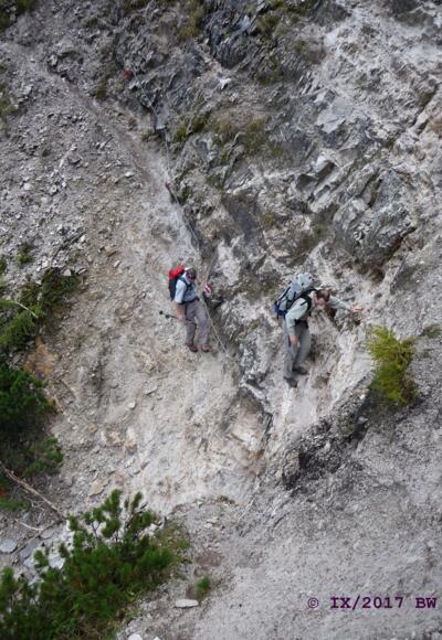 mit Ketten versicherte Querungen