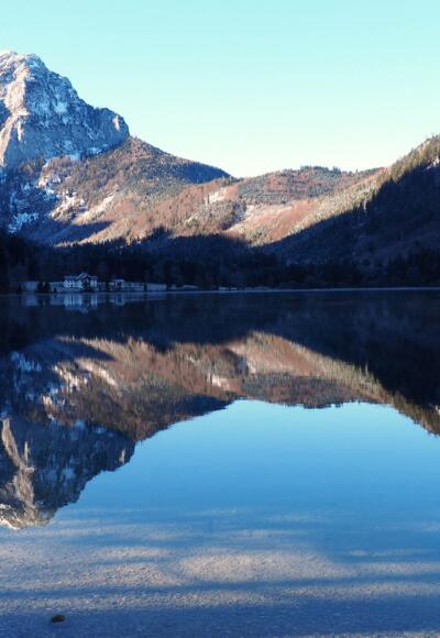 Blick über den Langbathsee zum Brunnkogel