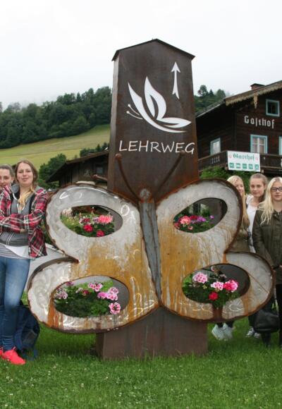 Wegweiser Schmetterlingslehrpfad