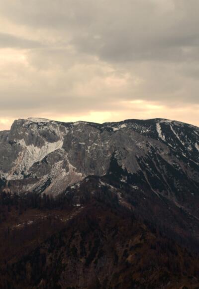 Kamm 1435m mit Blick zum Hoher Nock