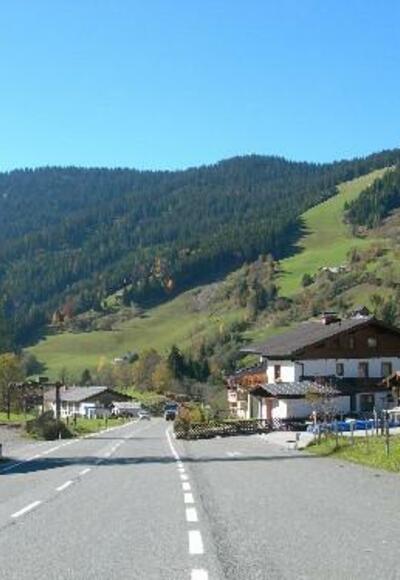 Beginn der Tour auf Asphalt