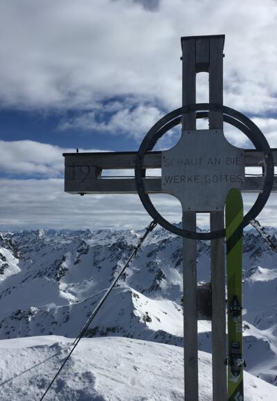 Gipfelkreuz Rotbühelspitze