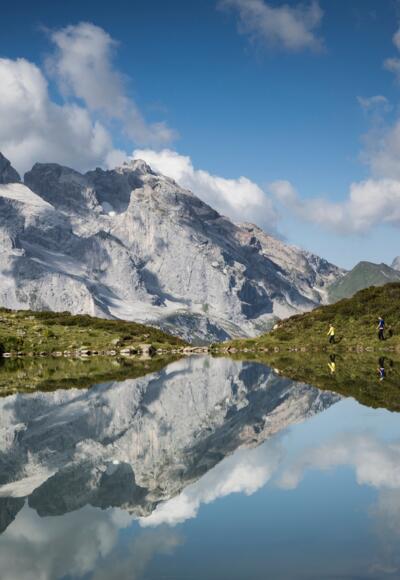 Tobelsee mit Drei Türme im Hintergrund