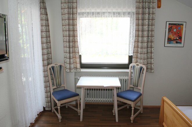 Doppelzimmer Alpspitze 4