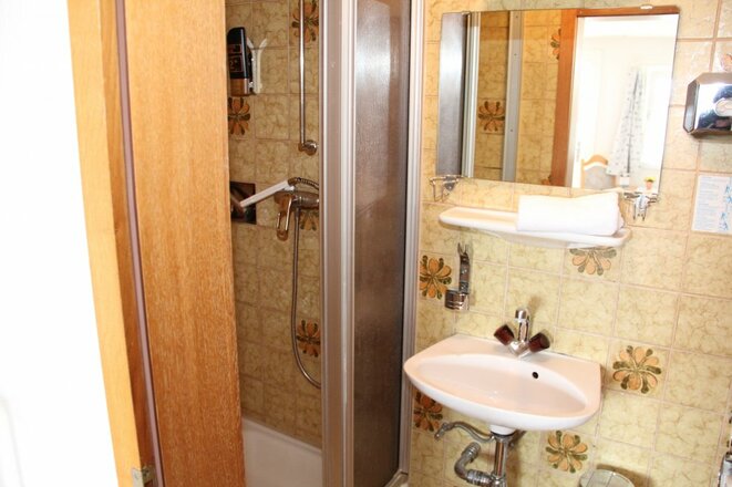 Bad 1 Appartement Murmeltier