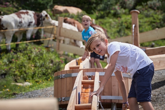 Spielplatz Kristallwasser