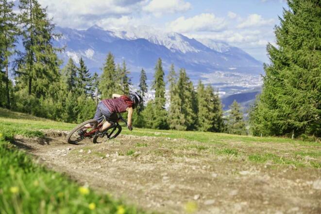 VTT dans la région de Mutters