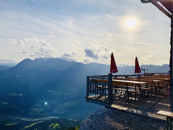 Terrasse Werfener Hütte