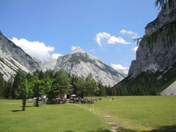 Idyllic Kastenalm