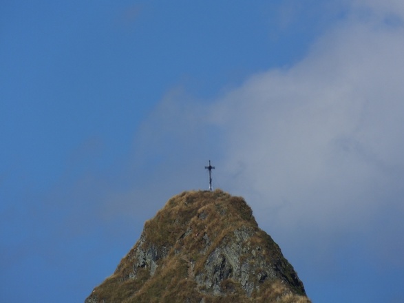 das Gipfelkreuz des Roßgruberkogels