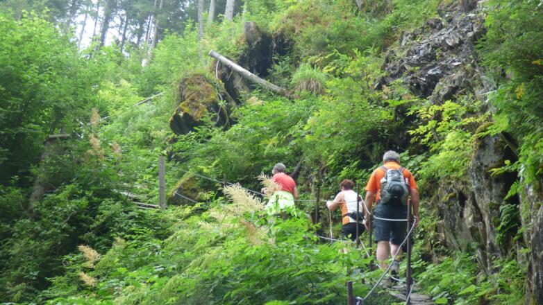 Der Wasserfallweg Richtung Stockeralm