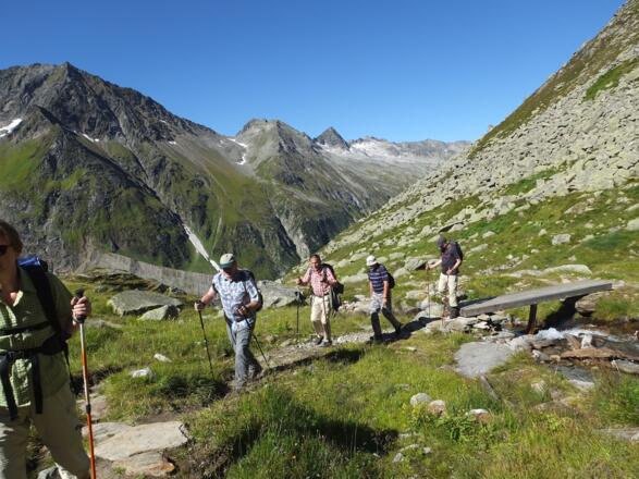 Los geht's auf die Warnsdorfer Hütte