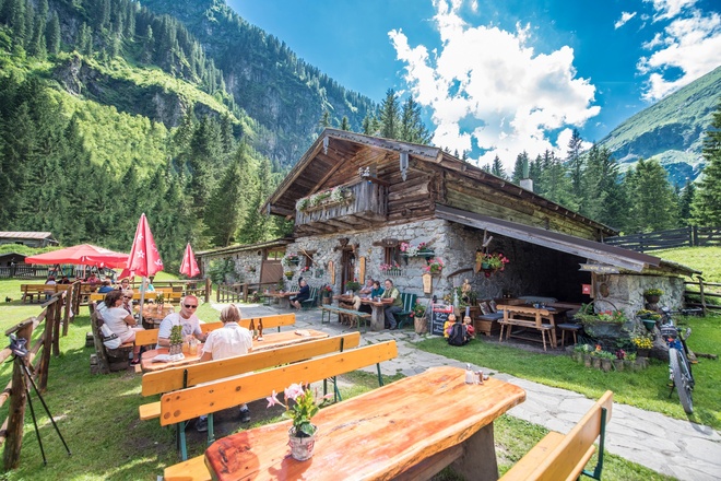 Untere Astenalm