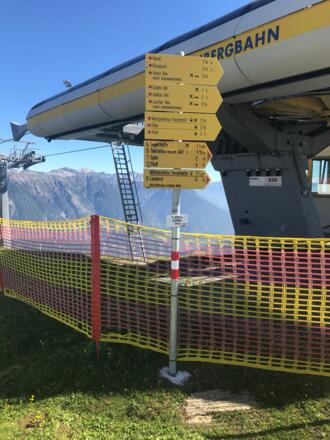 Wegweiser an Venet Bergstation