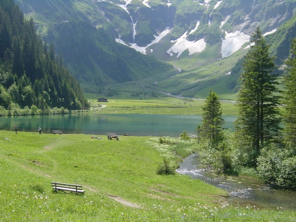 Der Hintersee - romantisch gelegen