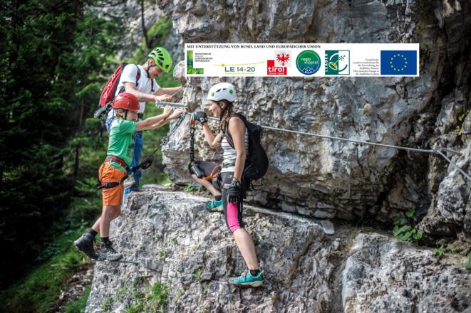 Klettersteig am Beginn mit Schwierigkeitsstufe A (leicht)