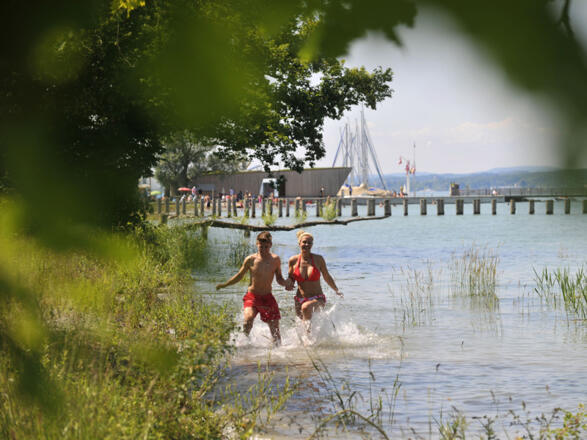 Als Abkühlung gibt's ein erfrischendes Bad im Bodensee
