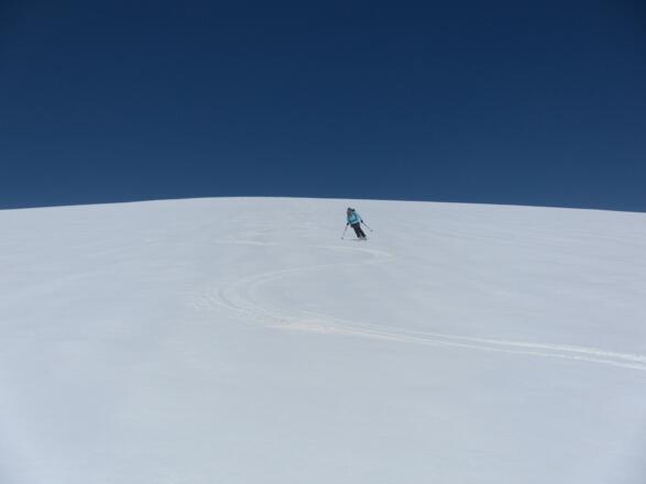 milde Firnabfahrt in den Pasterzenboden