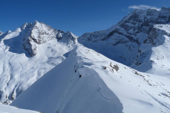 Grandiose Blicke auf Fußstein, Alpeiner Scharte und Schrammacher.