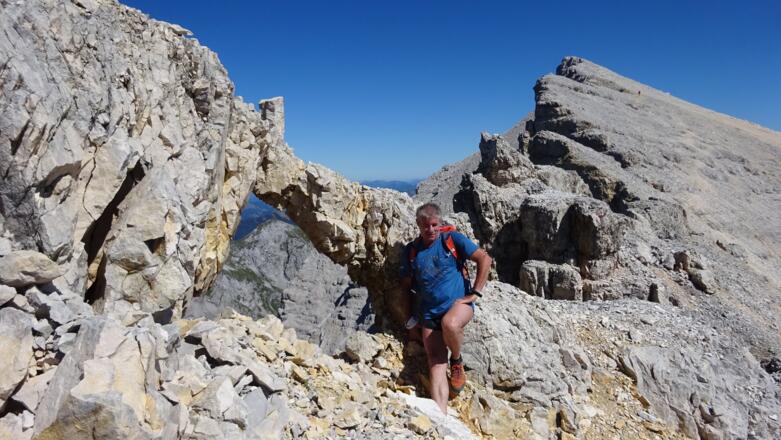 Felsfenster am Übergang von der Westl. zur Mittl. Ödkarspitze.