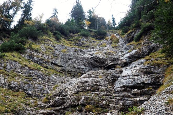 Felswand 1000m nach links