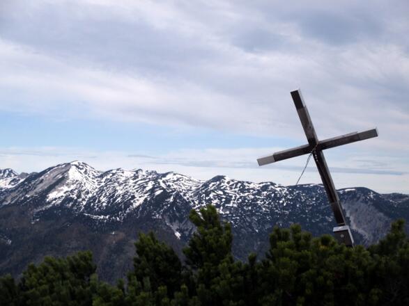 Geknicktes Kreuz Petergupf 1646m