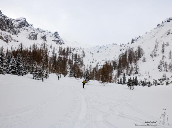 Aufstieg von der Nordseite auf das bereits sichtbare Kalbenjoch