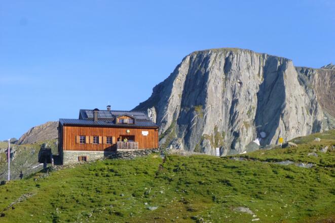 Sudetendeutsche Hütte vor den Wellachköpfen