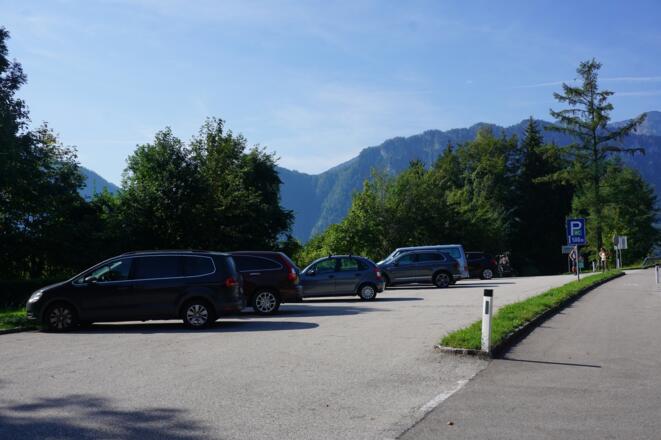 Ausgangspunkt und Parkplatz an der B151