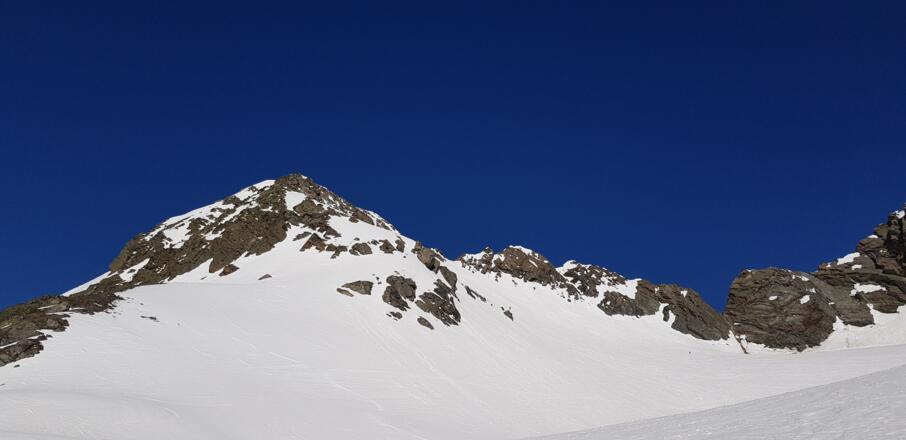 Der Gipfel mit dem steilen Schlußhang