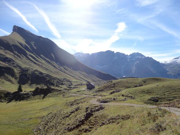 Blick zum Rothorn von der Biberacher Hütte