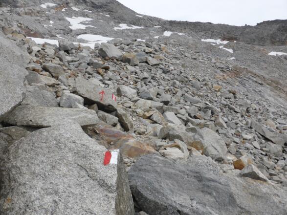 neue Markierungen am alten Weg 502