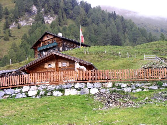 Rastötzenalm 1743m (Grubhütte)