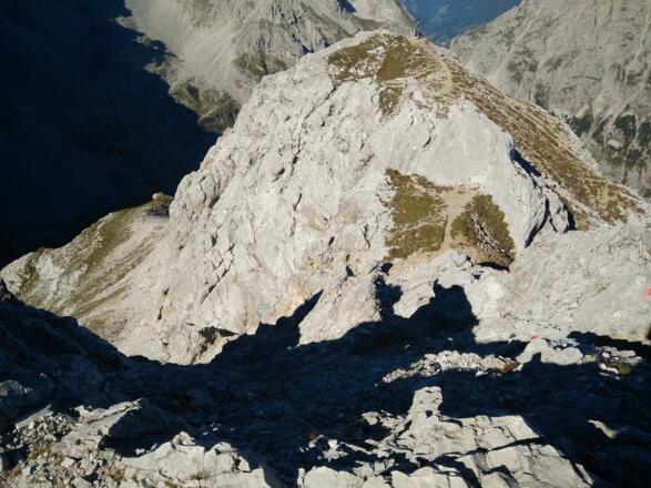 Blick auf den Weg in die Einschartung