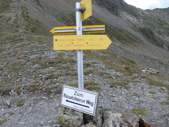Wegweiser Huben/Ötztal