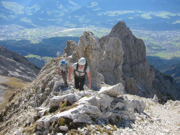 Der Grat liegt hinter uns, der Aufstieg zum Osteck des Bettelwurfs vor uns.