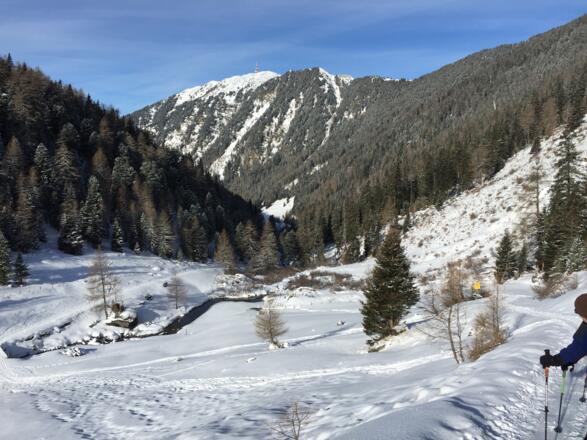 Rückblick zum Meißner Haus beim Verlassen des Bachbetts