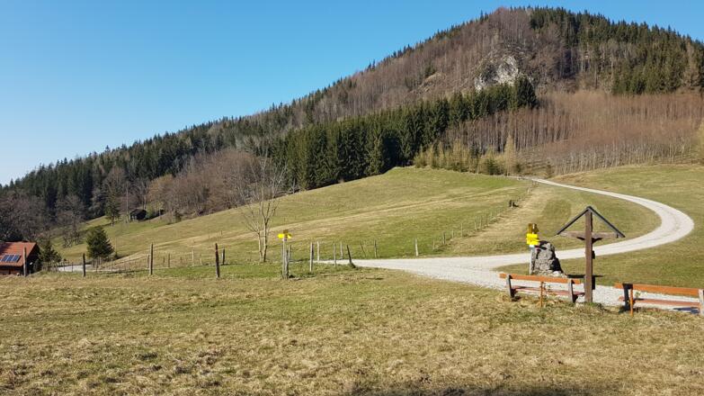 Wegkreuzung am Gschoad