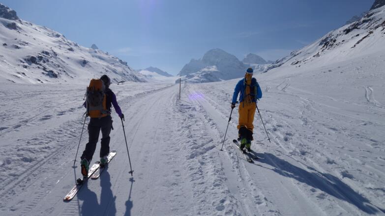 Im Ochsental mit Blick zum Piz Buin