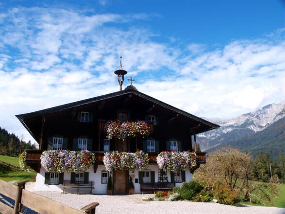 Bergdoktorhaus ~860m bei der Abfahrt