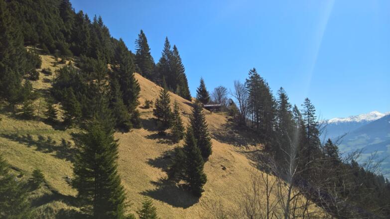Blick zur letzten Hütte