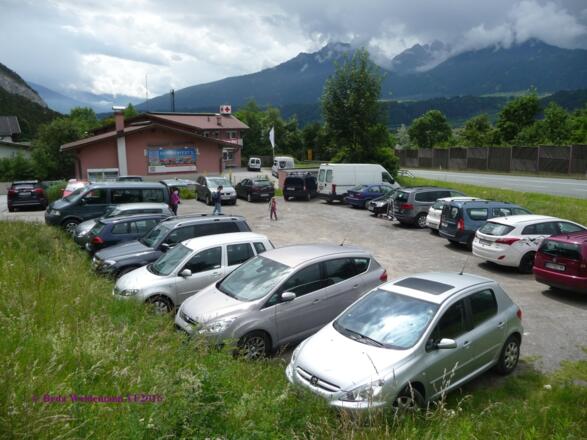 Parkplatz neben der Rettung Zirl