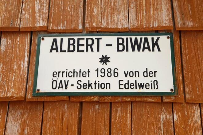 Komfortables Biwakhütterl: Das Albert-Biwak