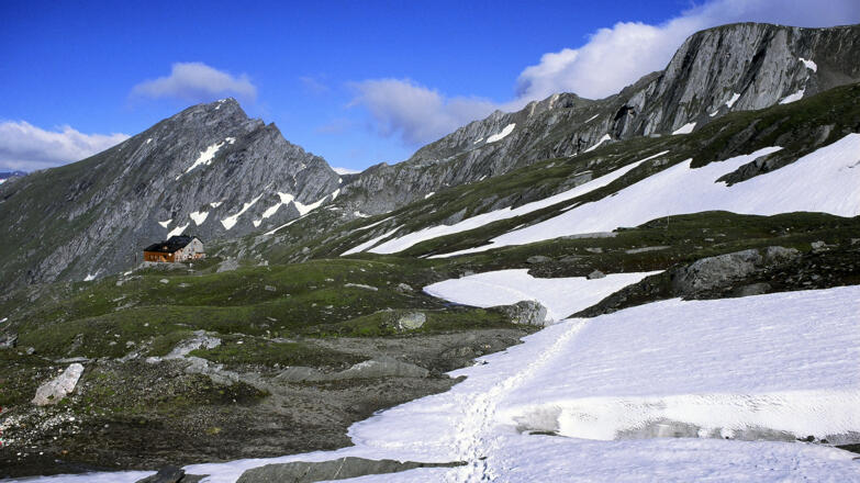 Sudetendeutscher Höhenweg und Sudetendeutsche Hütte, der Nussing und der Anfang der  Wellachköpf
