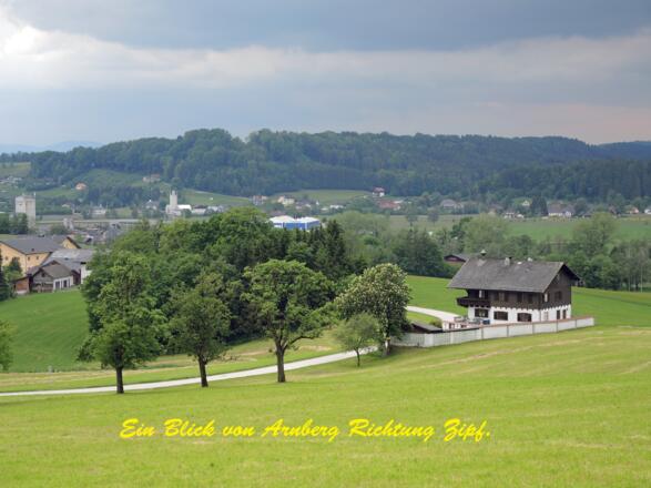 Blick von Arnberg nach Zipf