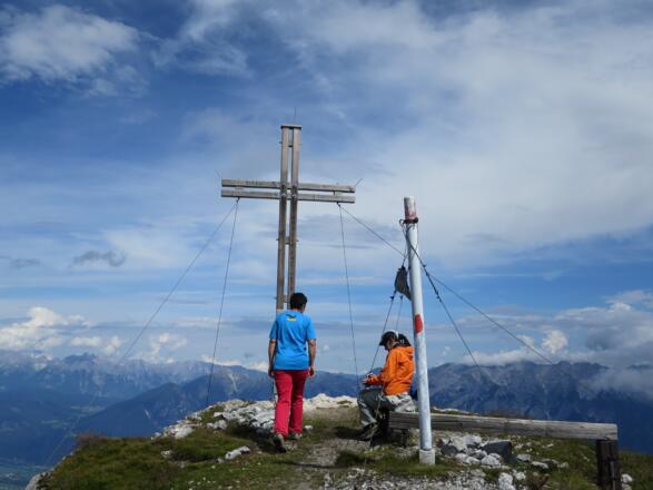 Am Gipfel des Ampferstein (2556 m).