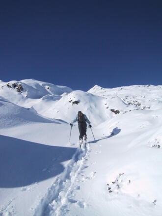 etwas unübersichlicher Anstiegsweg