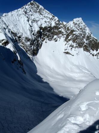 Tiefblick ins Aufstiegsgelände