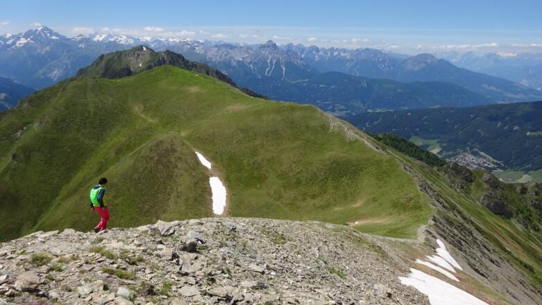 ... den unscheinbaren Sunntiger (2400 m).