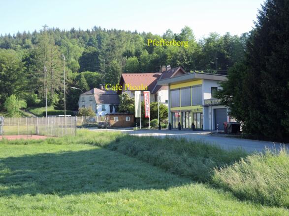 Beim Cafe Picolo  in Zipf